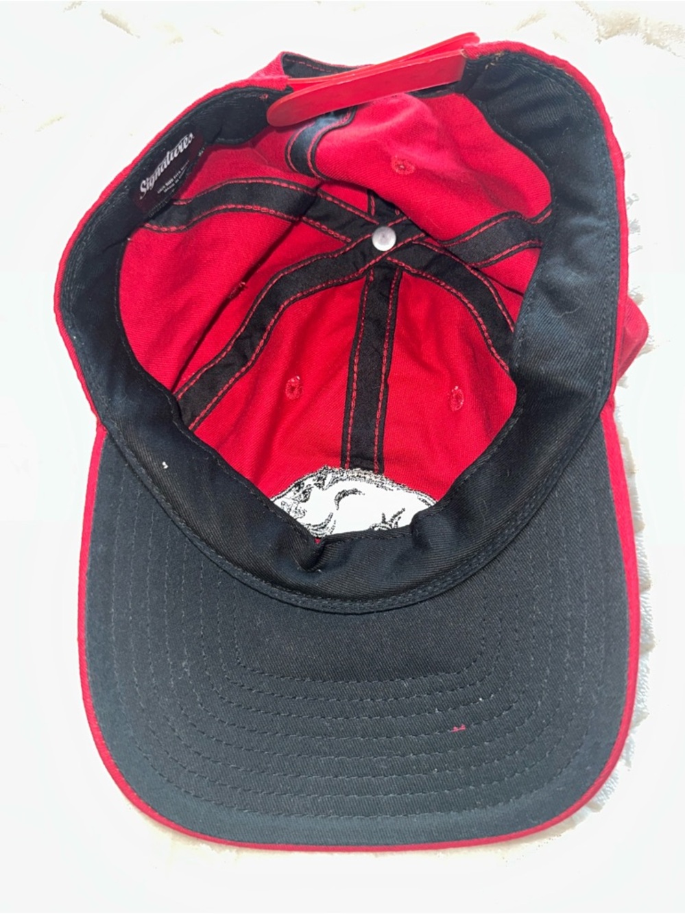 Signatures Arkansas Razorback Red Razorback Logo One Size Adjustable - Picture 3 of 6